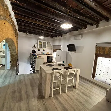Casa Linda בית נופש *